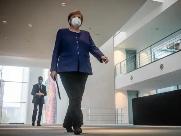 na-samiti-yes-torknulisya-pitannya-pro-mozhlivu-prichetnist-rosiyi-do-podiy-v-minsku-ale-vagomikh-dokaziv-nemaye-merkel