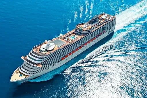 ispaniya-z-7-chervnya-dozvolit-kruyiznim-layneram-zakhoditi-v-svoyi-porti