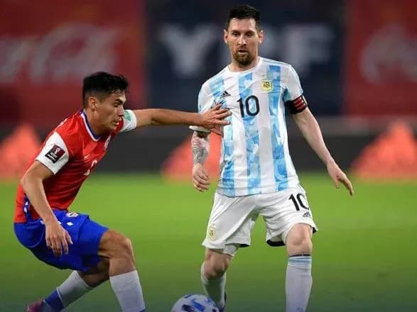 gol-messi-ne-vryatuvav-argentinu-vid-vtrati-ochok-u-gri-vidboru-na-chs-2022