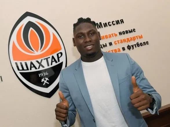 shakhtar-pidsilivsya-napadnikom-ayaksu