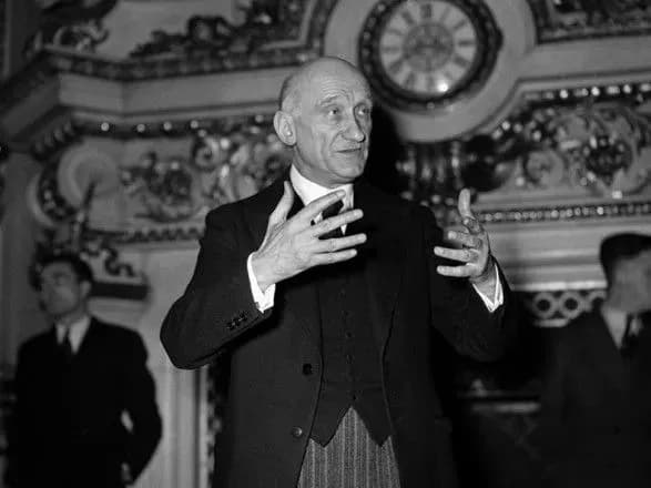 vatikan-gotuyetsya-viznati-blazhennim-ottsya-zasnovnika-yes-robera-shumana