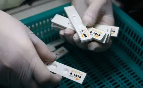 shtam-delta-gromadyanam-chotirokh-krayin-zaboronili-vyizd-v-ukrayinu-bez-testu-na-koronavirus