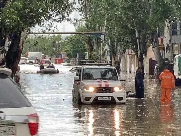 pislya-poveney-krimu-zagrozhuyut-novi-infektsiyni-khvorobi-ukrayina-vimagaye-pustiti-na-pivostriv-misiyi-oon-ta-obsye