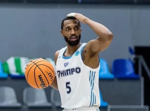 basketbol-kolishniy-lider-dnipra-zavershiv-pivrichnu-diskvalifikatsiyu