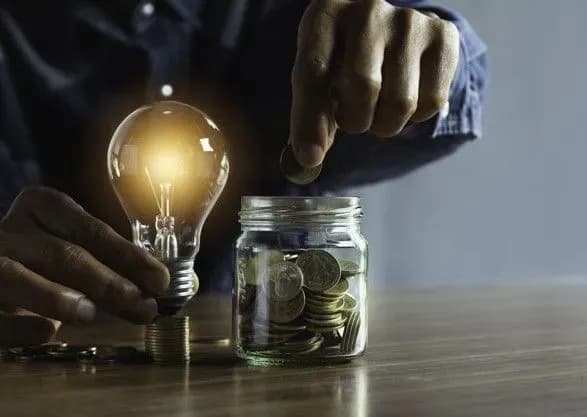 tarifi-na-elektroenergiyu-kabmin-povinen-viznachiti-do-dnya-nezalezhnosti-khto-i-skilki-bude-platiti