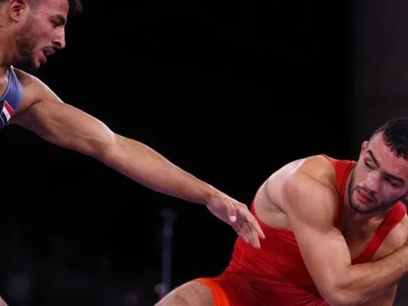 olimpiada-2020-ukrayinets-parviz-nasibov-v-efektniy-sutichtsi-viyshov-u-final-z-greko-rimskoyi-borotbi