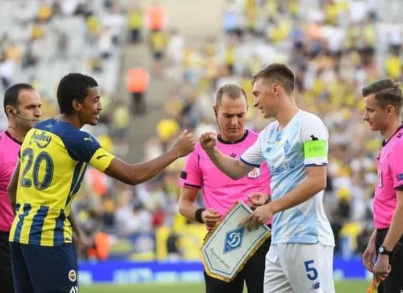 dinamo-zvelo-vnichiyu-poyedinok-iz-turetskim-grandom