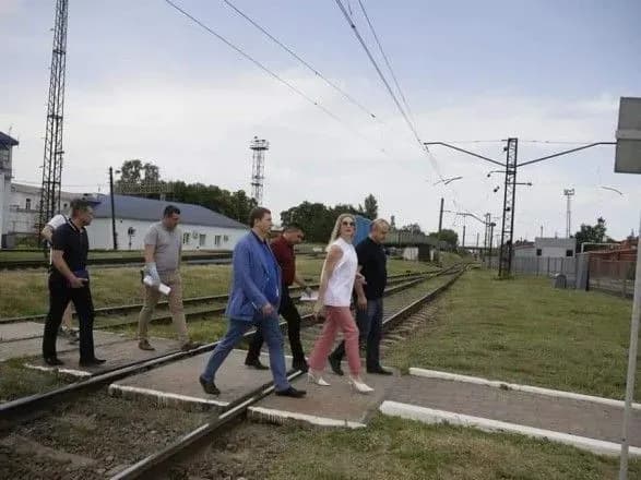 startuvav-konkurs-na-kerivnika-zaliznichnikh-vantazhoperevezen-golova-tsk-grishina-nazvala-kriteriyi-otsinki