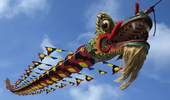 16-serpnya-den-povitryanikh-zmiyiv