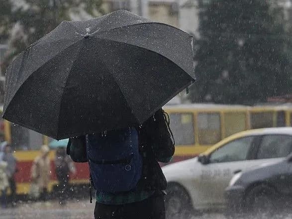 na-ukrayinu-nasuvayetsya-kholodniy-tsiklon-luciano