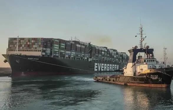 konteynerovoz-ever-given-znovu-proyde-cherez-suetskiy-kanal