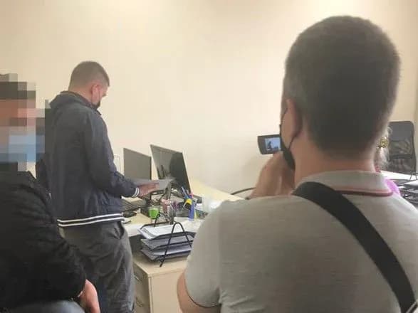 rozkradannya-v-instituti-zemelnikh-vidnosin-zbitki-syagnuli-33-mln-grn