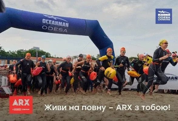 arx-vistupaye-strakhovim-partnerom-z-mizhnarodnikh-zmagan-z-plavannya-oceanman-odesa