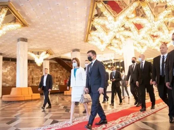 v-ofisi-prezidenta-rozpovili-podrobitsi-zustrichi-zelenskogo-ta-sandu