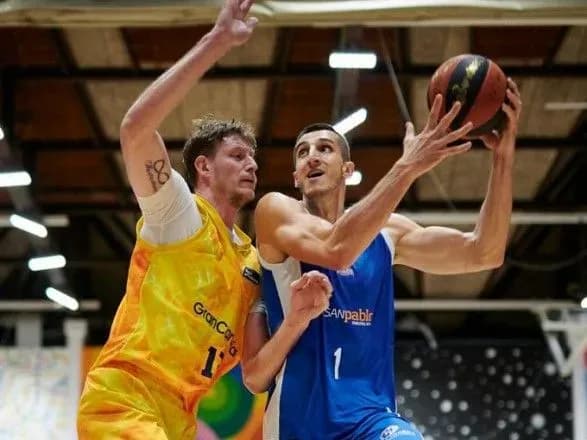 basketbolist-zbirnoyi-ukrayini-stav-odnim-iz-nayrezultativnishikh-u-matchi-ispanskikh-klubiv