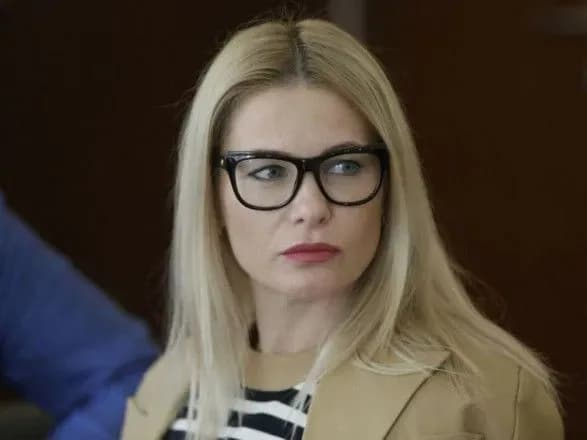 golova-tsk-grishina-ukrzaliznitsya-provalila-dostavku-vantazhiv-i-splatit-shtraf