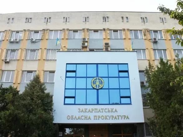 trokh-pidlitkiv-areshtuvali-za-grupove-zgvaltuvannya-nepovnolitnoyi