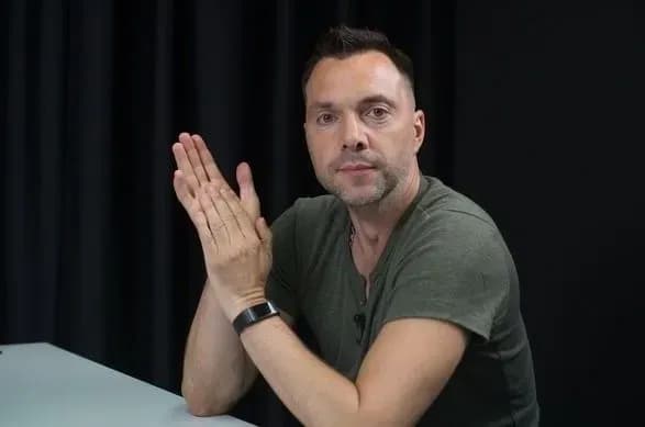 arestovich-zayaviv-scho-formula-shtaynmayera-zakodovana-v-zakoni-pro-osobliviy-status-donbasu