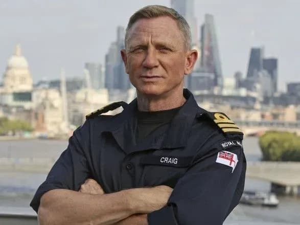 deniel-kreyg-zdobuv-rang-u-korolivskomu-vmf-britaniyi