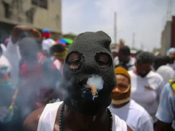 vikradennya-misioneriv-na-gayiti-banditi-vimagayut-17-mln-dolariv