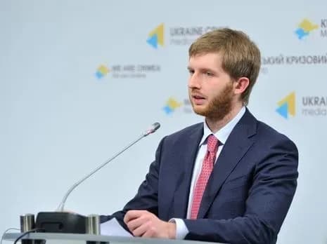 kompetentnist-nabu-na-rivni-leschenka-v-pitannyakh-ukrzaliznitsi-eksgolova-nkrekp-prokomentuvav-zakritu-spravu-rotterdam