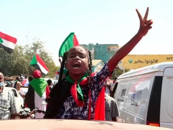 premyer-sudanu-zaklikav-gromadyan-krayini-viyti-na-mirni-protesti