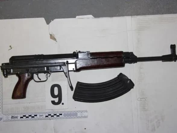 vimagali-groshi-ta-shantazhuvali-ukrayintsiv-u-chekhiyi-zatrimali-chleniv-tak-zvanoyi-luganskoyi-brigadi