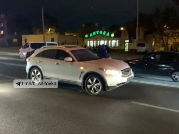 u-kharkovi-nova-dtp-za-uchasti-infiniti-zaginula-zhinka-pishokhid