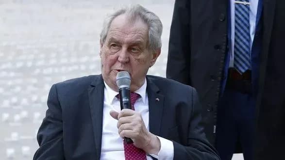 prezident-chekhiyi-doruchiv-lideru-opozitsiyi-sformuvati-noviy-uryad