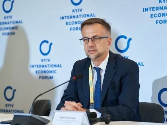 dlya-rozvitku-suchasnogo-biznesu-v-ukrayini-potribno-zminyuvati-ne-lishe-sistemu-ale-zagalom-uves-mindset-intervyu-z-generalnim-direktorom-kmef-yuriyem-pivovarovim