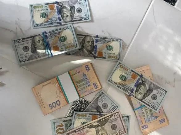 na-kiyivschini-stvorili-tipografiyu-z-vigotovlennya-falshivikh-covid-dokumentiv-zaroblyali-3-mln-grn-na-misyats