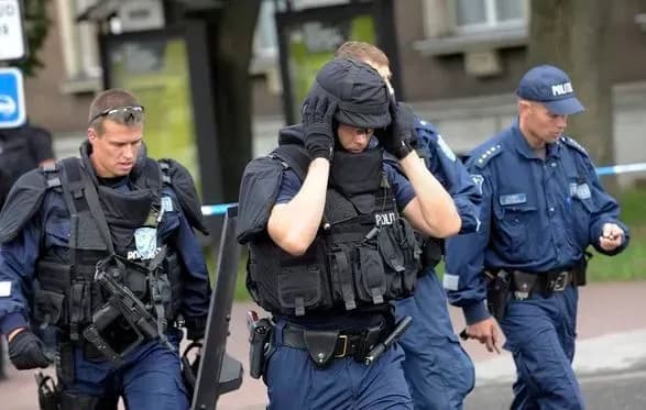 estoniya-pidvodit-zasobi-strimuvannya-blizhche-do-skhidnogo-kordonu-na-tli-migratsiynoyi-krizi