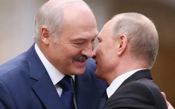 lukashenko-pislya-merkel-zatelefonuvav-putinu-obgovoryuvali-navchannya-ukrayini-ta-ssha