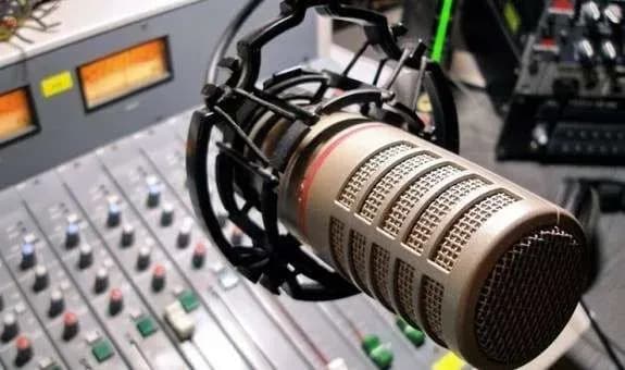 16-listopada-vidznachayut-den-pratsivnikiv-radio-telebachennya-i-zvyazku-ukrayini