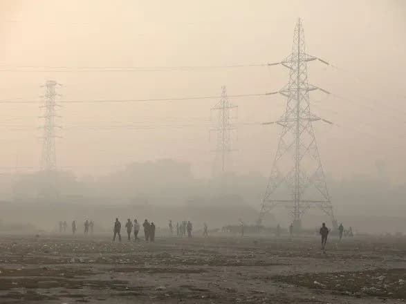 v-indiyi-timchasovo-zakrili-pyat-vugilnikh-elektrostantsiy