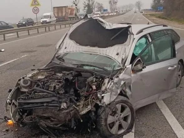 pid-lvovom-u-dtp-zaginula-12-richna-divchinka