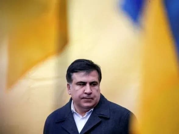 saakashvili-priymaye-yizhu-za-skhemoyu-stan-pokraschuyetsya
