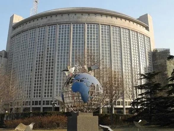 cherez-vidkrittya-predstavnitstva-tayvanyu-u-litvi-kitay-poniziv-riven-diplomatichnikh-vidnosin-z-vilnyusom