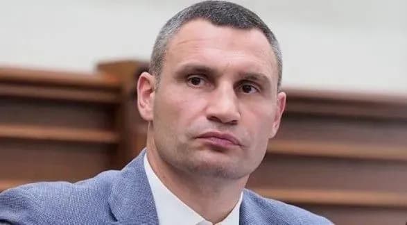 klichko-sam-zapuskaye-informataki-proti-kmda-schob-opratsyuvati-rizikovi-keysi-ekspert