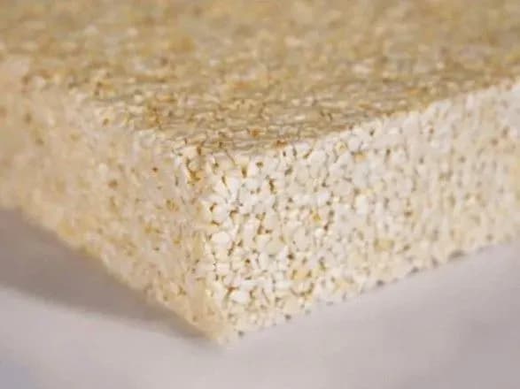 nimetski-vcheni-stvorili-budmaterial-na-osnovi-popkornu