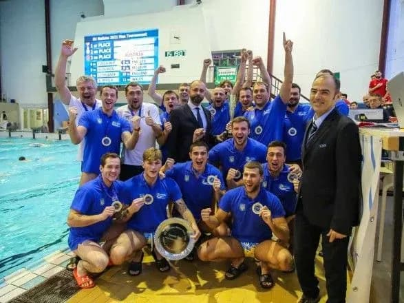 vpershe-za-20-rokiv-zbirna-ukrayini-z-vodnogo-polo-triumfuvala-v-lizi-natsiy