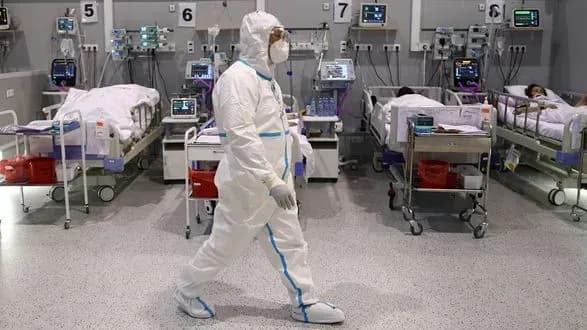 slovachchina-proponuye-groshi-lyudyam-starshe-60-rokiv-za-scheplennya-vid-covid-19