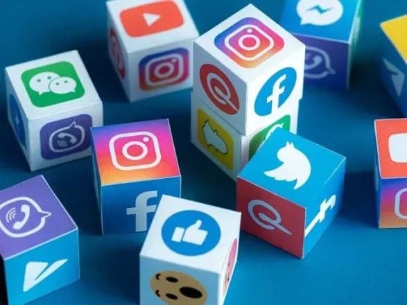 priymalni-dni-vivtorok-i-chetver-sotsmerezhi-vibukhnuli-memami-cherez-novinu-pro-viyskoviy-oblik-zhinok