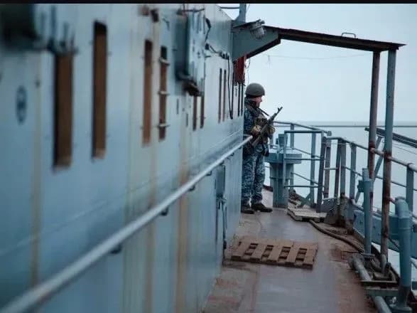 kuleba-u-razi-vtorgnennya-rosiya-vikoristaye-azovske-more-dlya-tisku-na-pivdenni-mista-ukrayini