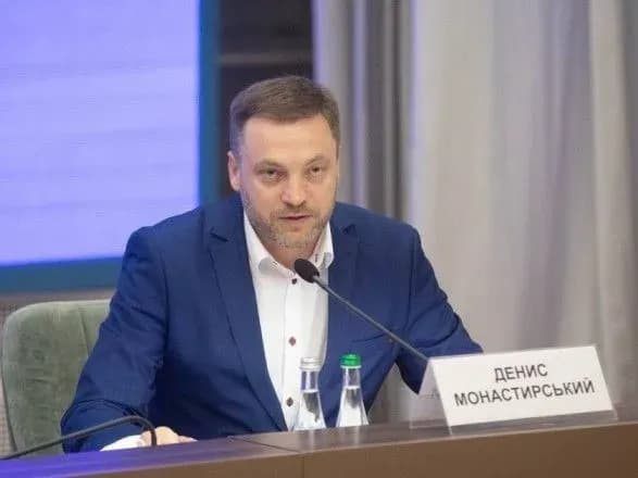 pozhezha-u-reanimatsiyi-na-prikarpatti-monastirskiy-povidomiv-scho-odnogo-z-postrazhdalikh-medikiv-litakom-dsns-dostavlyat-do-kiyeva