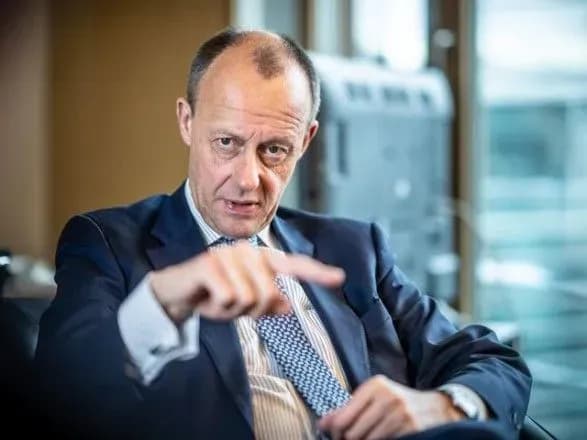 maybutniy-lider-partiyi-merkel-vislovivsya-proti-mozhlivogo-vidklyuchennya-rf-vid-sistemi-swift