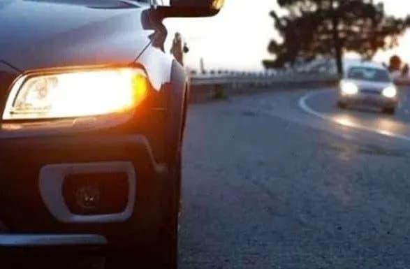 tesla-porshe-ta-volvo-uviyshli-do-triyki-lideriv-za-shtrafami-za-porushennya-pdr