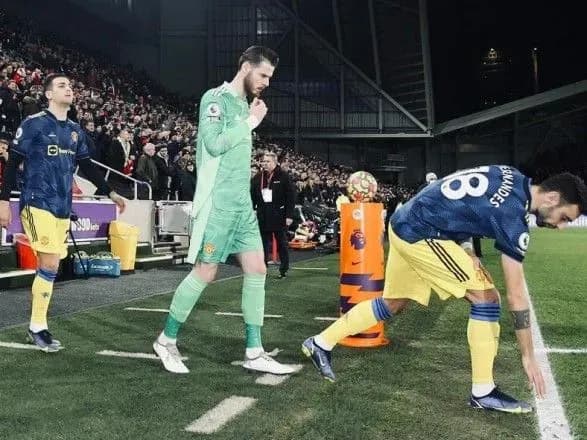 manchester-yunayted-zdobuv-yuvileynu-peremogu-v-chempionati-angliyi