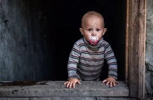 oon-u-2021-rotsi-cherez-boyovi-diyi-na-donbasi-4-ditini-zaginulo-8-zaznali-poranen