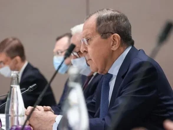u-zhenevi-zavershilisya-peregovori-ssha-ta-rf-lavrov-chekaye-pismovoyi-vidpovidi-schodo-garantiy-nastupnogo-tizhnya